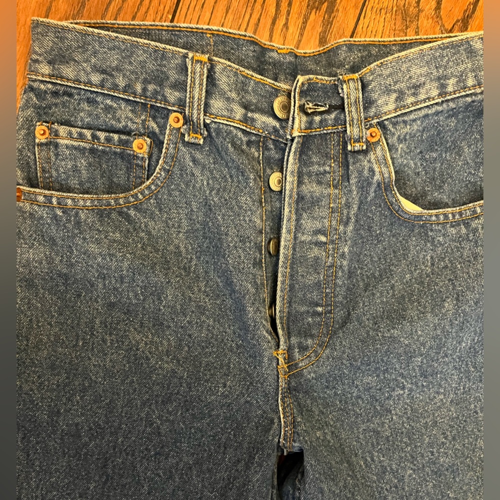 LEVIS 501 💙 - Picture 7 of 9